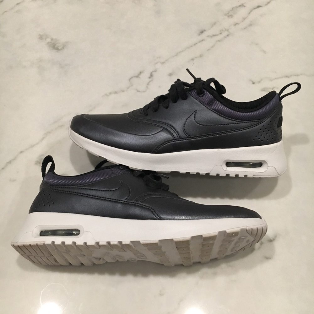 Nike Air Max Thea. Size 7. Worn Once!